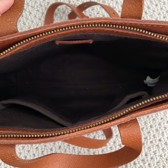 Madewell Zip-Top Transport Crossbody - Picture 3 of 9